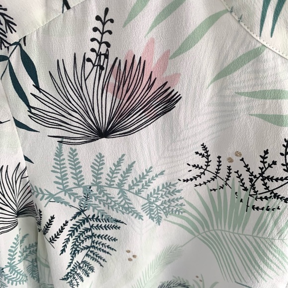 Beautiful Des Petits Hauts silk blouse size 1 - Picture 6 of 11